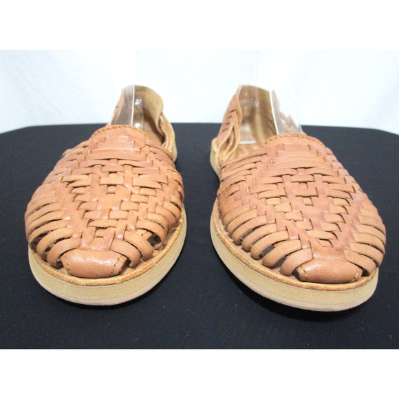 EUC! Macarena Collection Tan Brown Leather Woven Huarache Sandals Women 7.5 - Picture 3 of 10